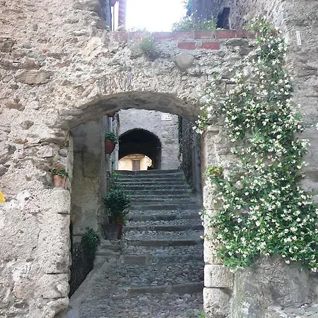 Casa Romantica Apartament Dervio